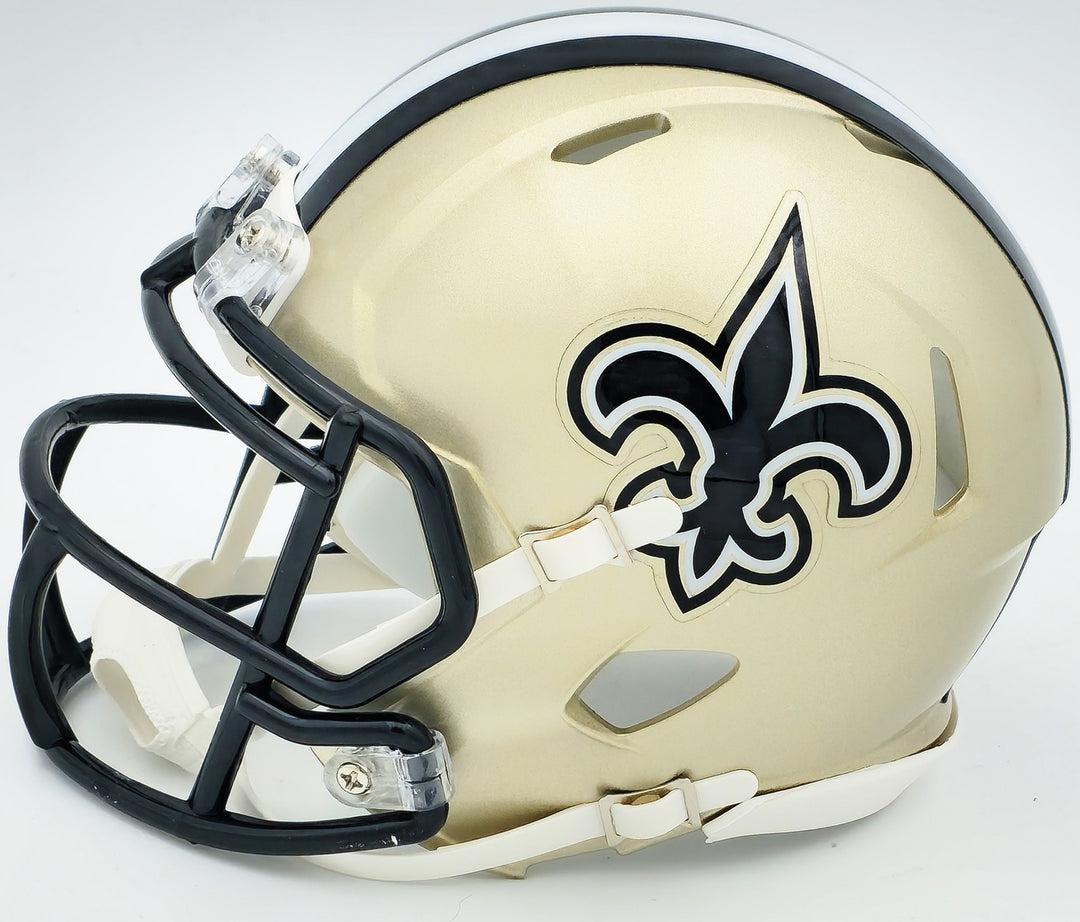 Alvin Kamara Signed New Orleans Saints Gold Speed Mini Helmet Beckett Wit