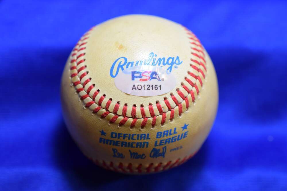 Carl Yastrzemski PSA DNA Autograph MacPhail American League Signed Baseball