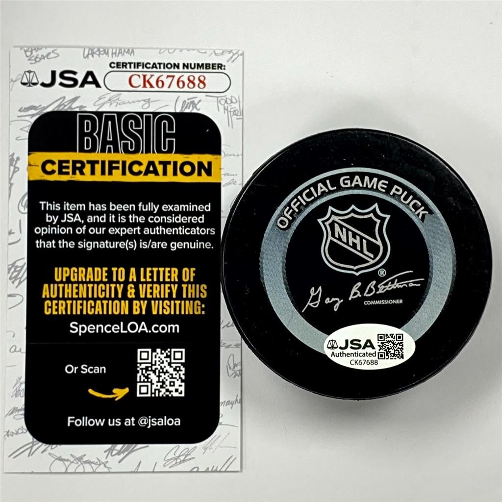 Sean Avery signed Los Angeles Kings Official Game Puck autograph JSA