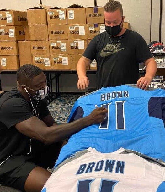 AJ (A.J.) Brown signed White Custom Stitched Pro Style Jersey #11 XL - JSA ITP