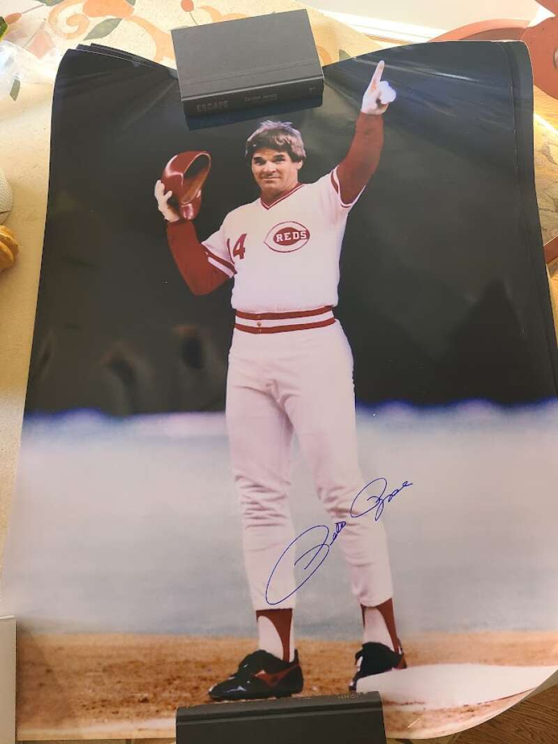 Pete Rose JSA Cert Signed 40x30 Photo Autograph Reds