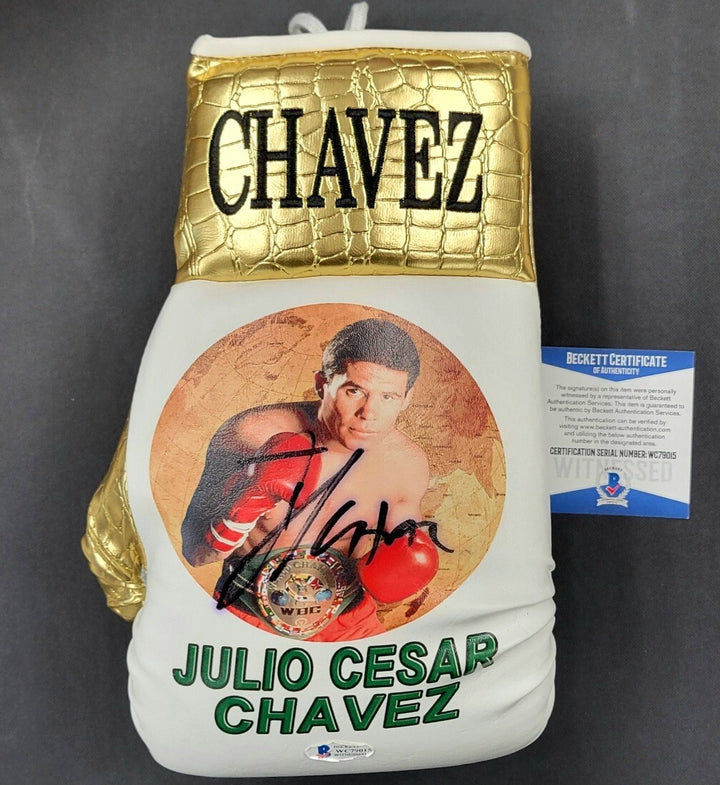 Julio Cesar Chavez autograph signed gold Boxing Glove ~ Beckett Witness BAS COA