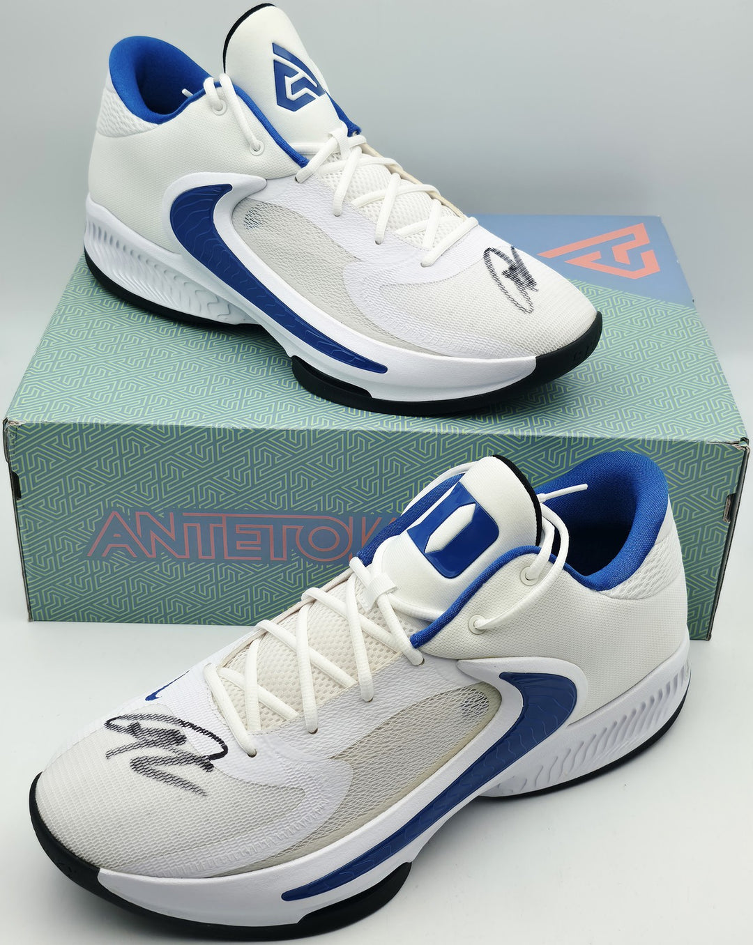 Giannis Auto 2022 (PE) Promo Duke Nike Zoom Freak 4 Game Shoes Size 17 Beckett