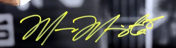Marcus Mariota Signed 16x20 Photo Oregon Ducks MM Holo