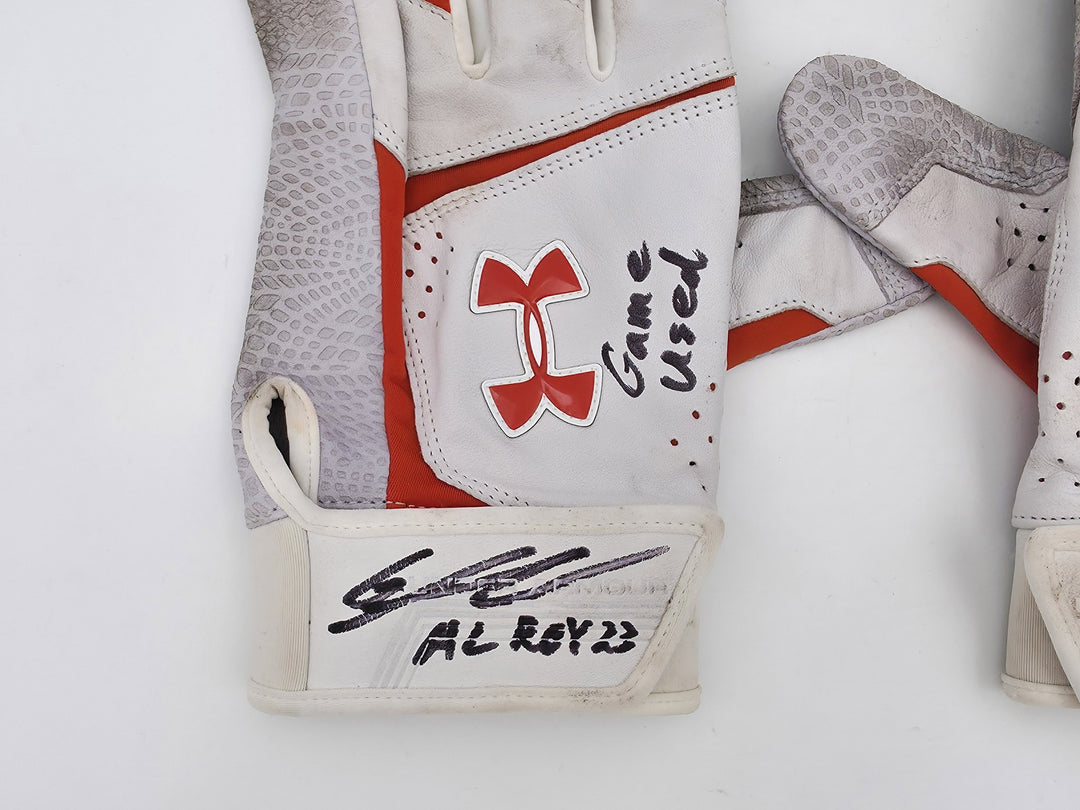 Gunnar Henderson Auto Game Used Rookie Under Armour Batting Gloves "ROY" Beckett