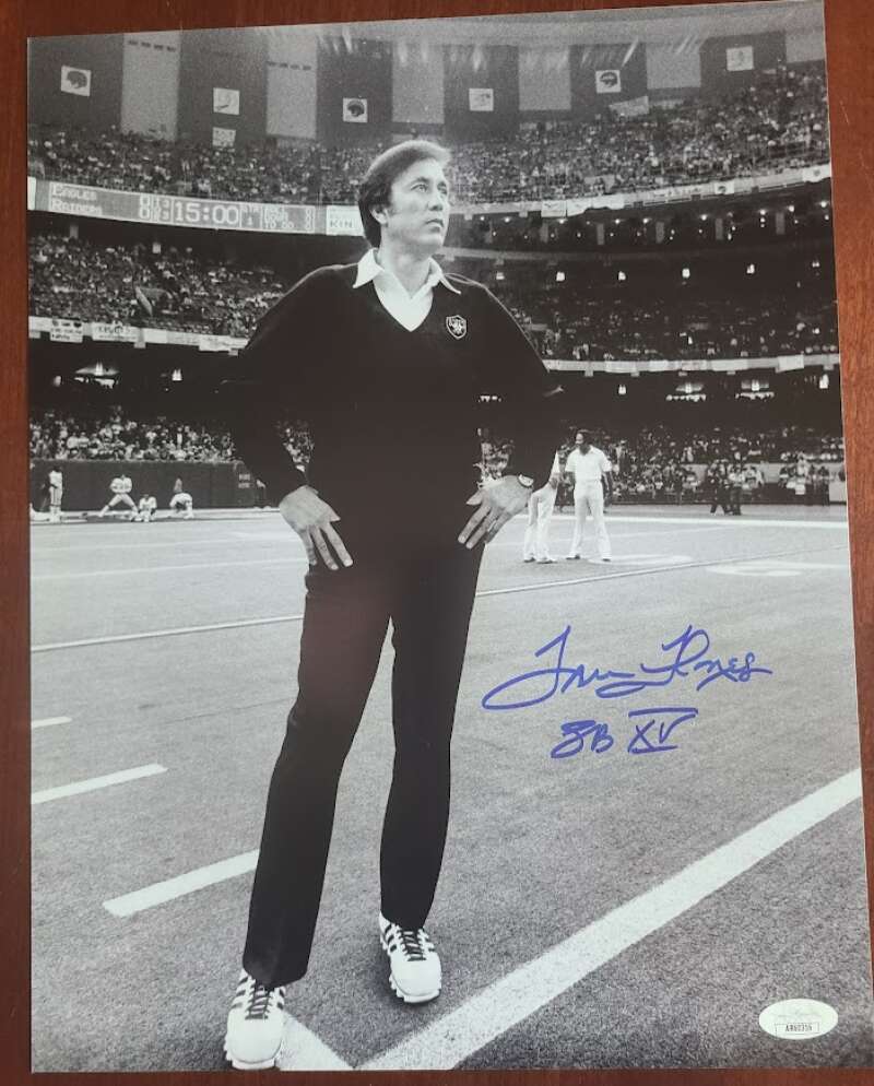 Tom Flores JSA Coa Autograph 11x14 Photo Raiders Signed