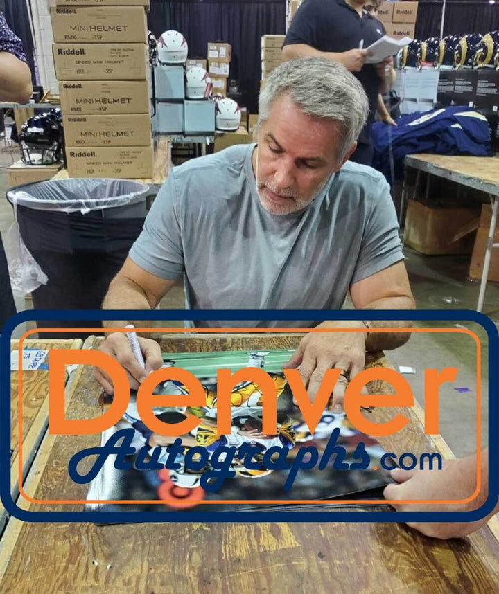 Kurt Warner Autographed St. Louis Rams 16x20 Photo MVP insc. Beckett 42371
