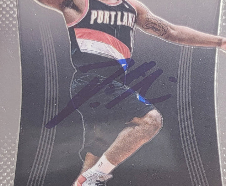 Damian Lillard Signed 2012-13 Panini Prizm RC 245 PSA 9 Sig 10 On Card PSA/DNA