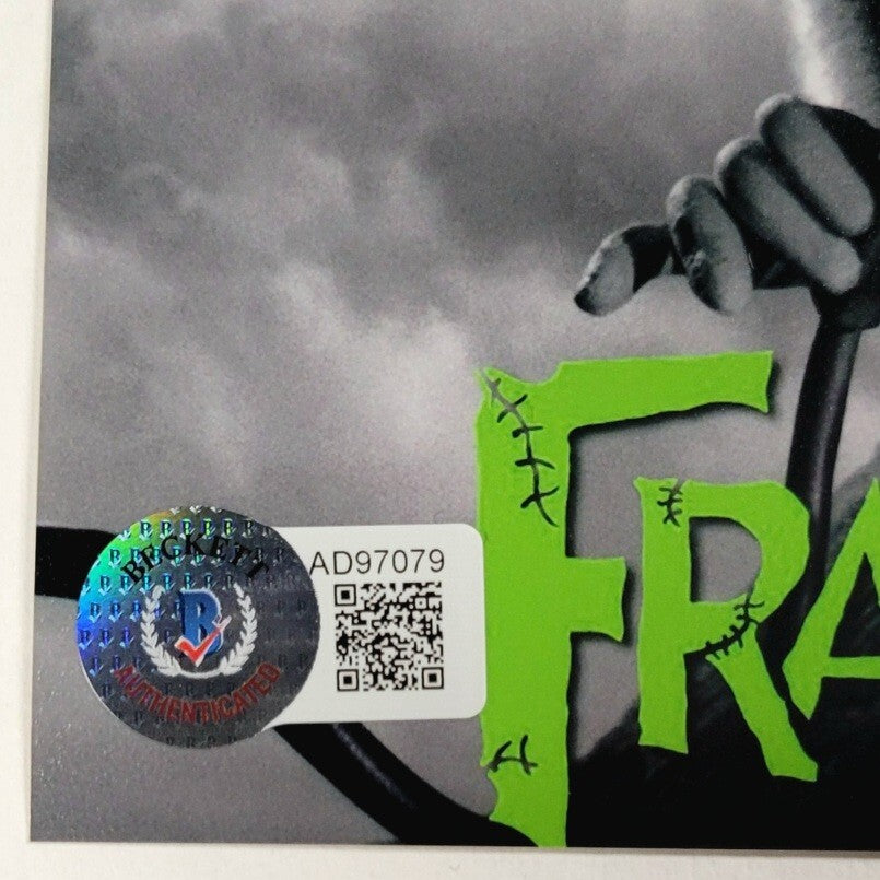 Catherine O'Hara signed "Weird Girl" Frankenweenie 8x10 Photo ~ Beckett BAS COA