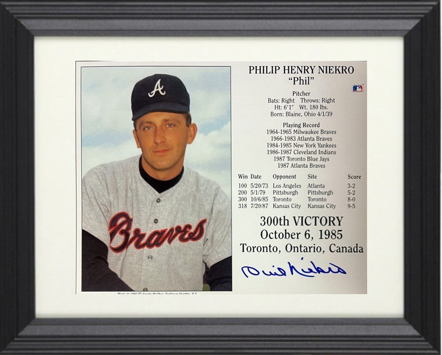 Phil Niekro signed Atlanta Braves MLB 300th Victory 8x10 Photo/Card Framed- COA