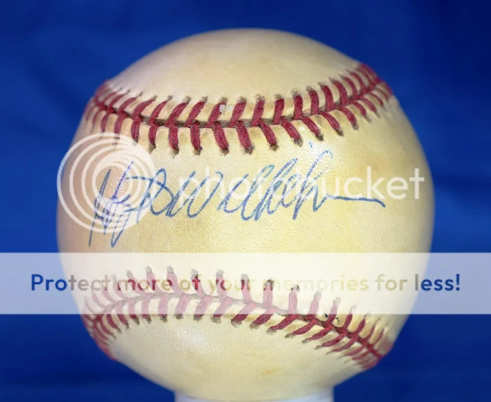 Hoyt Wilhelm Psa/dna Authenticated Signed National League Baseball Autograph