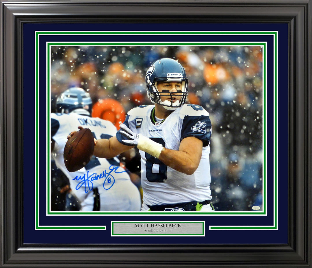 Matt Hasselbeck Autographed Signed Framed 16x20 Photo Seattle Seahawks MCS Holo