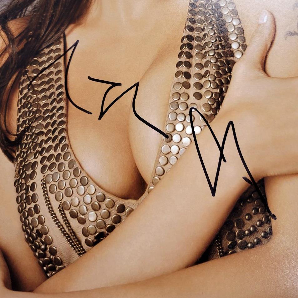 Angelina Jolie signed 11x14 photo autograph ~ Beckett BAS Holo