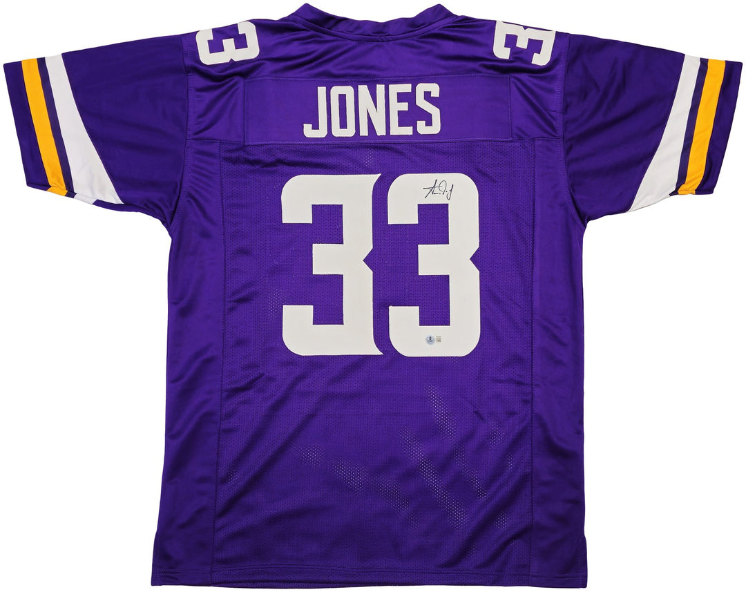 Minnesota Vikings Aaron Jones Signed Purple Jersey Beckett Witness
