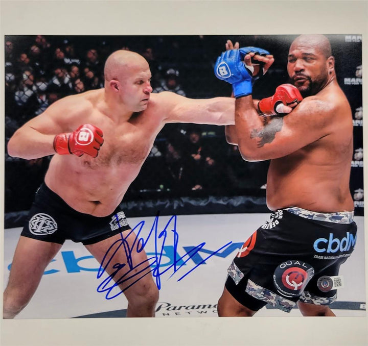 Fedor Emelianenko signed 11x14 Photo #3 UFC MMA autograph (A) ~ Beckett BAS Holo