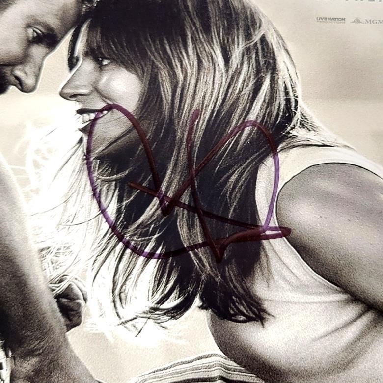 Bradley Cooper signed A Star is Born 11x14 photo autograph ~ Beckett BAS Holo