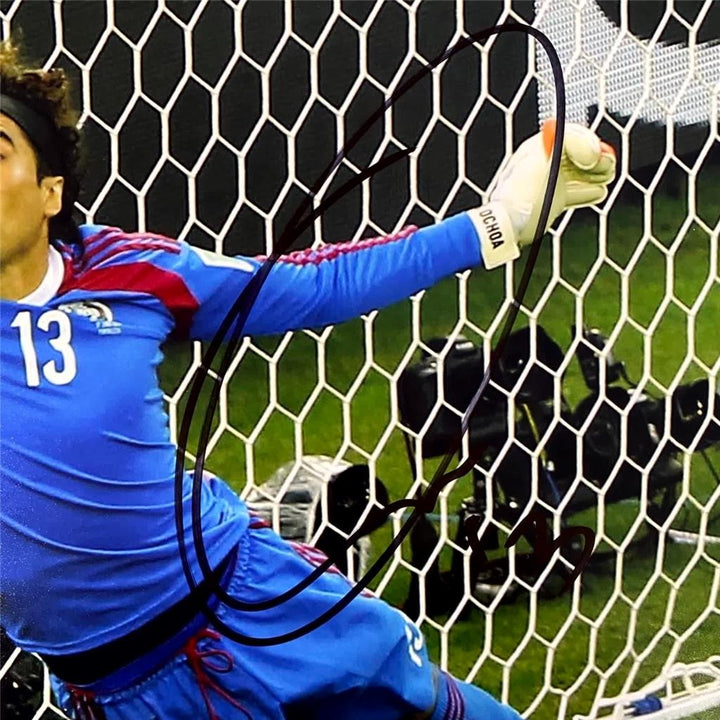 Guillermo Ochoa Signed 16x20 Photo Team Mexico Star Autograph ~ Beckett BAS
