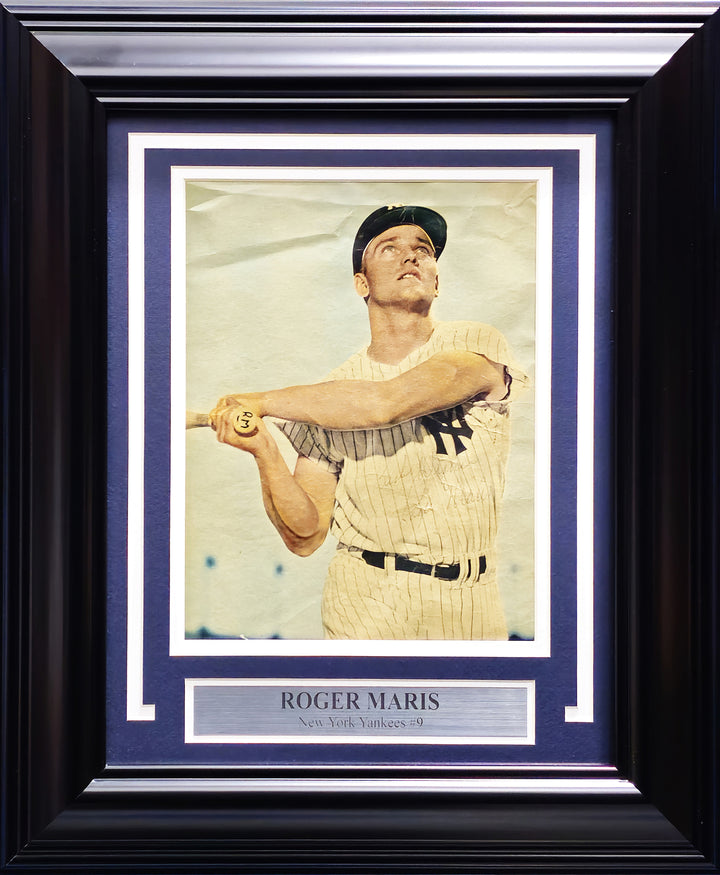 Roger Maris Autographed Framed 8x10 Magazine Page Photo Yankees Beckett AC17878