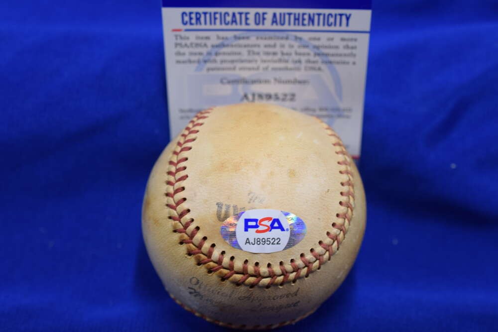 Bret Saberhagen PSA DNA Autograph Official Signed Baseball