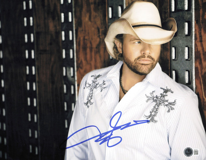 Toby Keith Autographed Signed 11x14 Photo Beckett BAS QR #AE31754