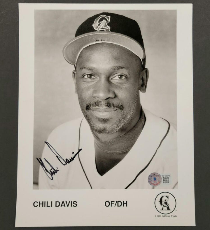 Chili Davis signed 8x10 photo California Angels autograph ~ Beckett BAS Holo
