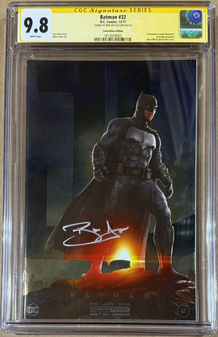 Ben Affleck Autographed Batman NYCC Convention Foil Variant SS #32 CGC 9.8 56597