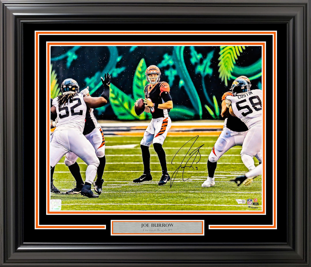 Joe Burrow Signed Framed 16x20 Photo Cincinnati Bengals Fanatics Holo