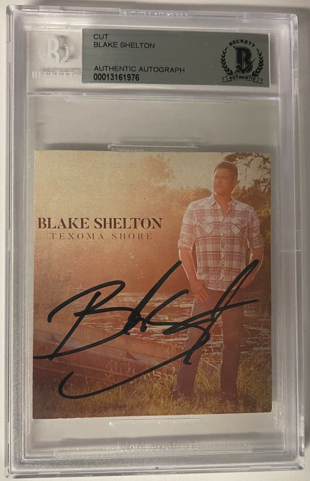 Blake Shelton signed 2017 Texoma Shore 2x3 Mini Album Cover Promo Cut Sig- BAS