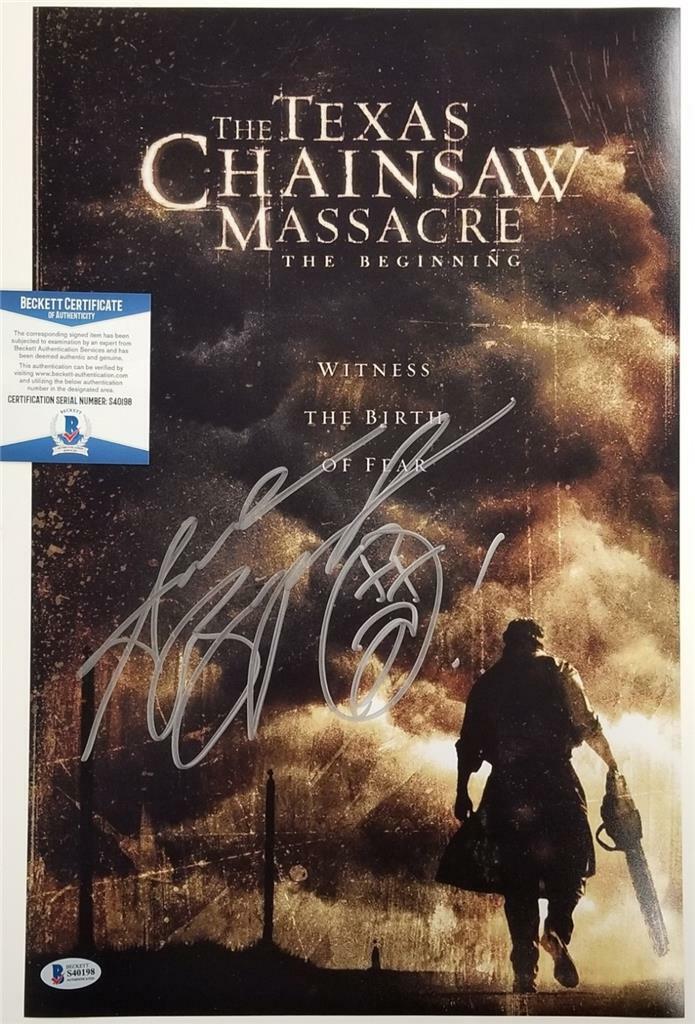 Andrew Bryniarski signed Texas Chainsaw Massacre 11x17 Photo #2 ~Beckett BAS COA
