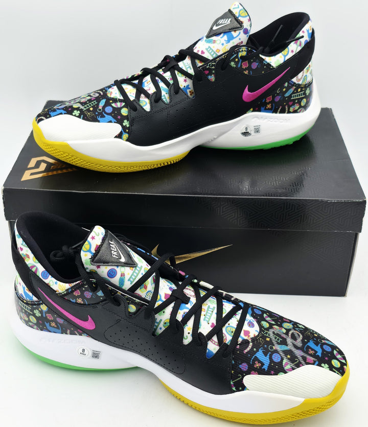 Giannis Signed PE Promo Nike Zoom Freak 5 Shoes Size 17 BAS Witness