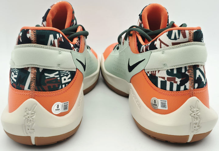 Giannis Auto 2021 (PE) Promo Nike Zoom Freak 2 Game Shoes Bucks Size 17 Beckett