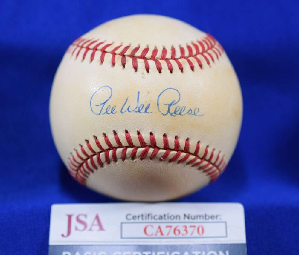 Pee Wee Reese JSA COA Autograph National League ONL Signed Baseball