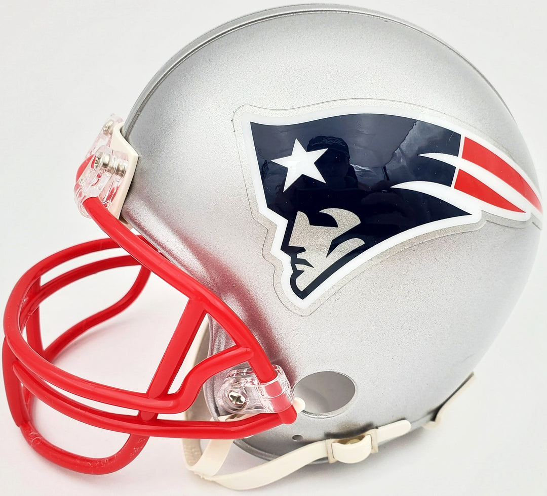 Deion Branch Autographed Signed New England Patriots Silver Mini Helmet Beckett