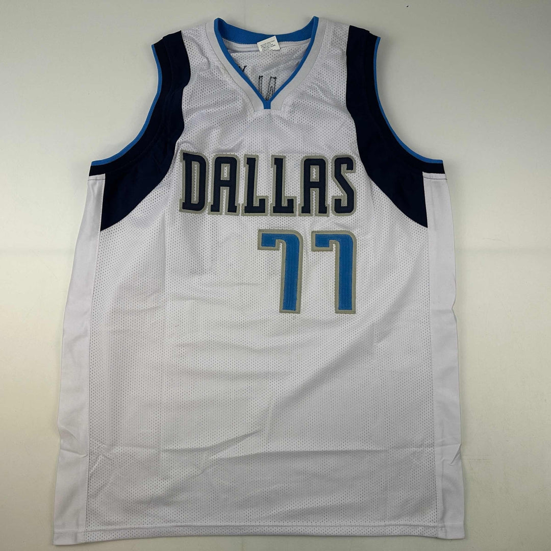 Facsimile Autographed Luka Doncic Dallas White Reprint Jersey Size Men's XL