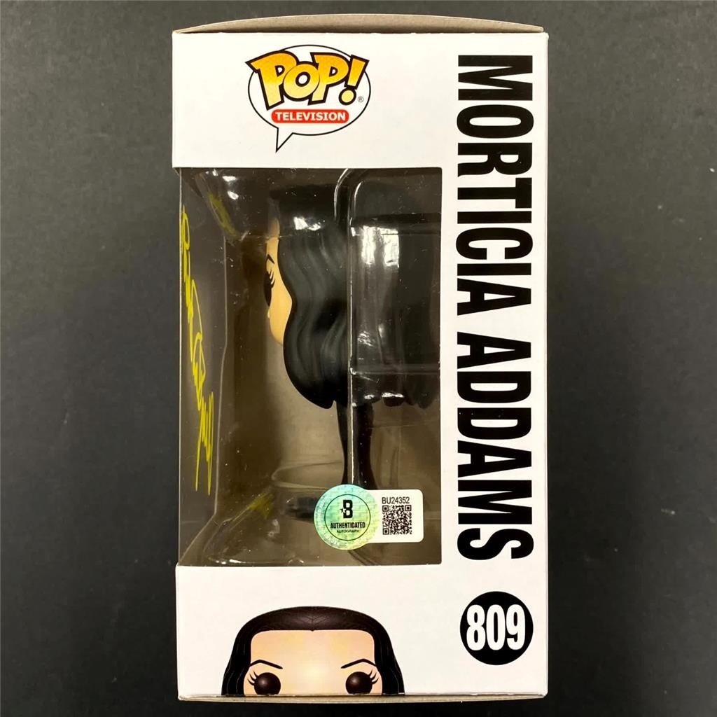 Anjelica Huston signed Morticia Addams Funko Pop! 809 autograph (B) Beckett BAS