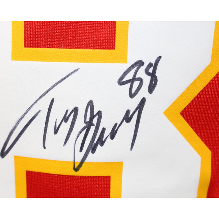 Tony Gonzalez Autographed Kansas City Chiefs Nike Red XL Jersey Beckett 56425