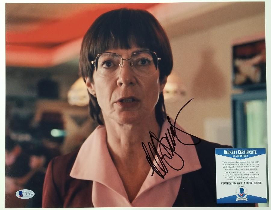 ALLISON JANNEY Signed I Tonya 11x14 Photo Actress Auto (B) ~ Beckett BAS COA