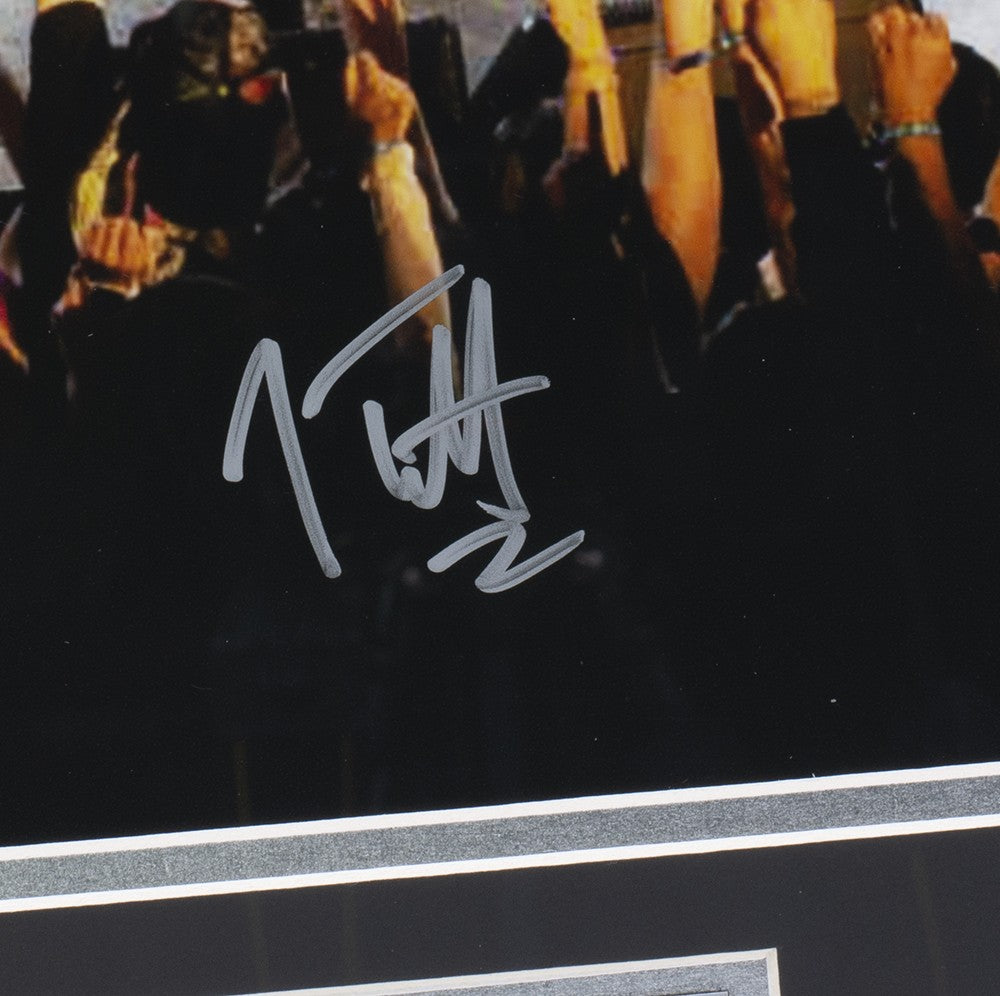 Joe Elliott Signed Framed 16x20 Def Leppard Performance Photo JSA ITP