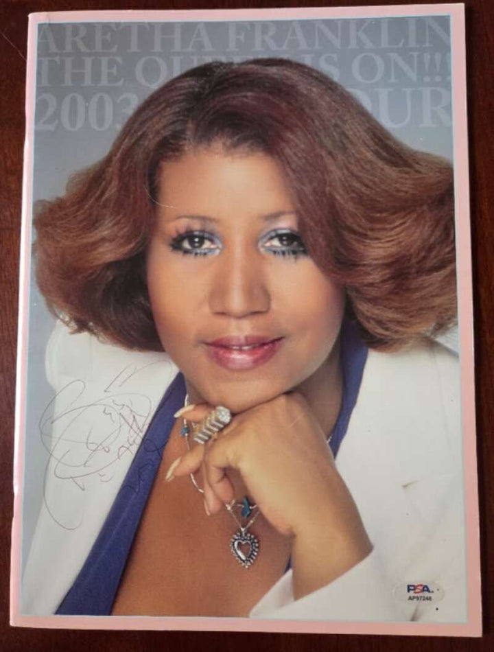 Aretha Franklin PSA DNA Coa Signed 2003 Tour Program Autograph