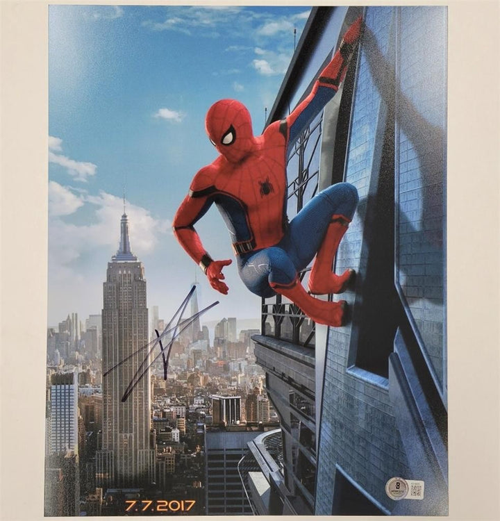 Tom Holland signed Spider-Man Homecoming 11x14 photo autograph ~ Beckett BAS