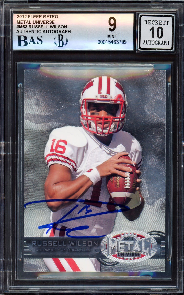 Russell Wilson Auto 2012 Fleer Retro Metal Universe RC M-63 BGS 9 Sig 10 Beckett