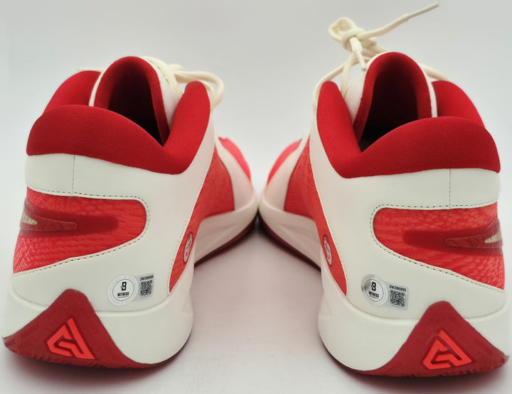 Giannis Signed 2024 PE Promo Nike Zoom Freak 6 Shoes Size 17 BAS Witness