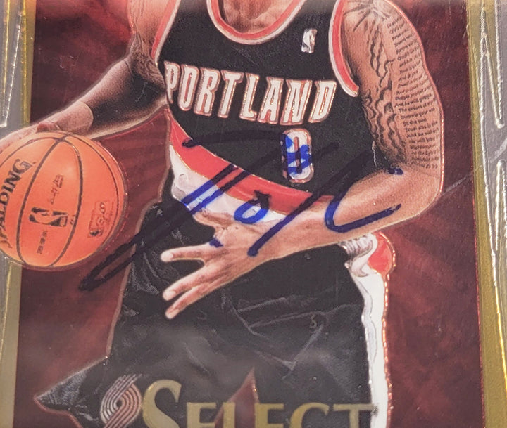 Damian Lillard Signed 2012-13 Panini Select RC 150 PSA 9 Sig 9 On Card PSA/DNA