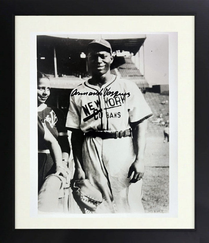 Armando Vasquez signed New York Cubans Negro League B&W 8x10 Photo Framed - COA