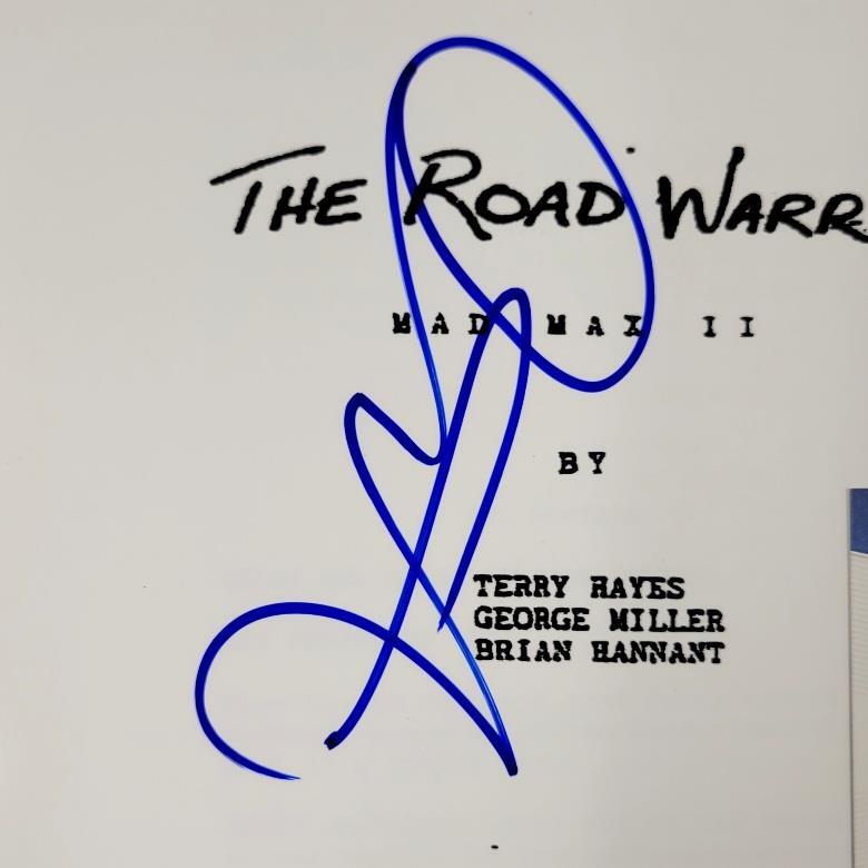 Director George Miller signed Mad Max II Full Movie Script (C) ~ Beckett BAS COA