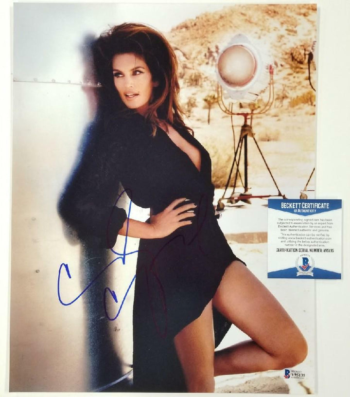 Cindy Crawford signed 11x14 Photo Actress Model Autograph ~ Beckett BAS COA