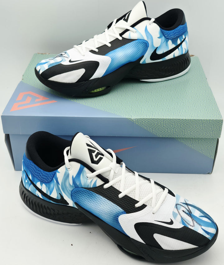 Giannis Antetokounmpo Auto Signed Nike Zoom Freak 4 Shoes Bucks Size 17 Beckett