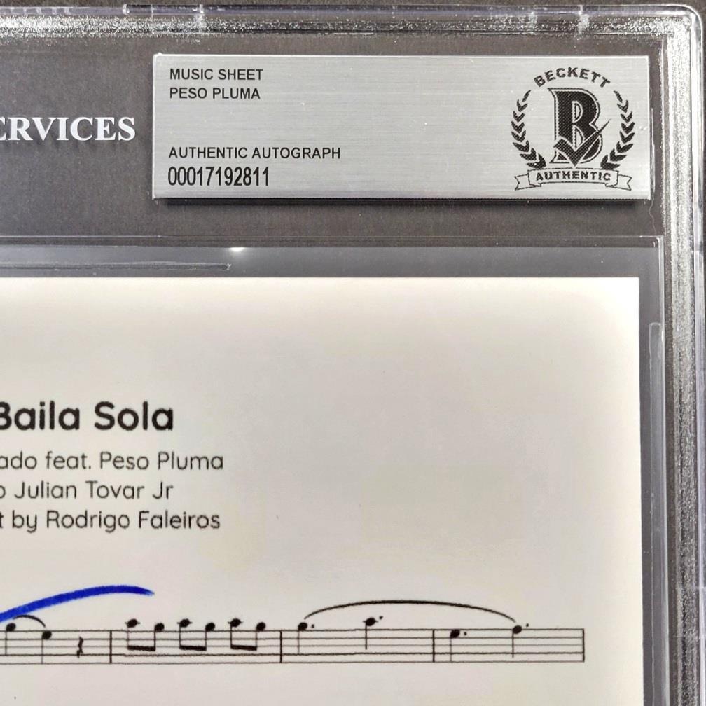 Peso Pluma signed Ella Baila Sola 8x10 music sheet autograph (A)~ Beckett BAS