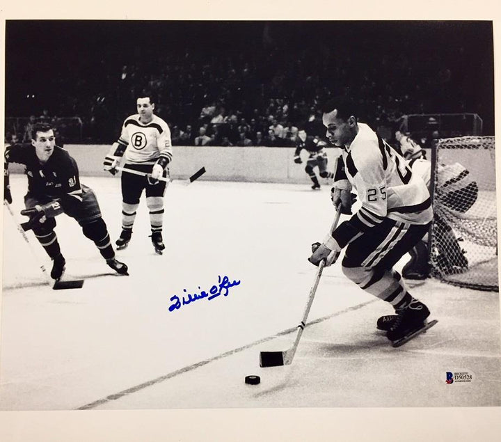 WILLIE O'REE Autograph BOSTON BRUINS Signed 11x14 Photo #3 w/ Beckett BAS COA