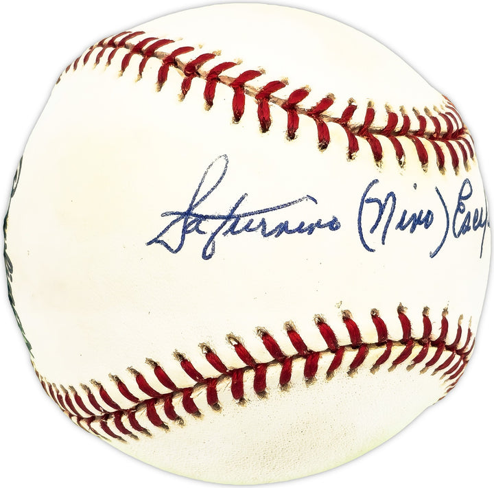 Saturnino Nino Escalera Signed NL Baseball Cincinnati Reds Beckett #BM17826